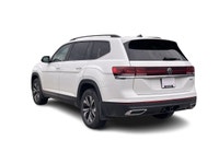 Welcome to Country Hills Volkswagen 2025 Volkswagen Atlas Peak Edition AWD We want your vehicle! Whe... (image 7)