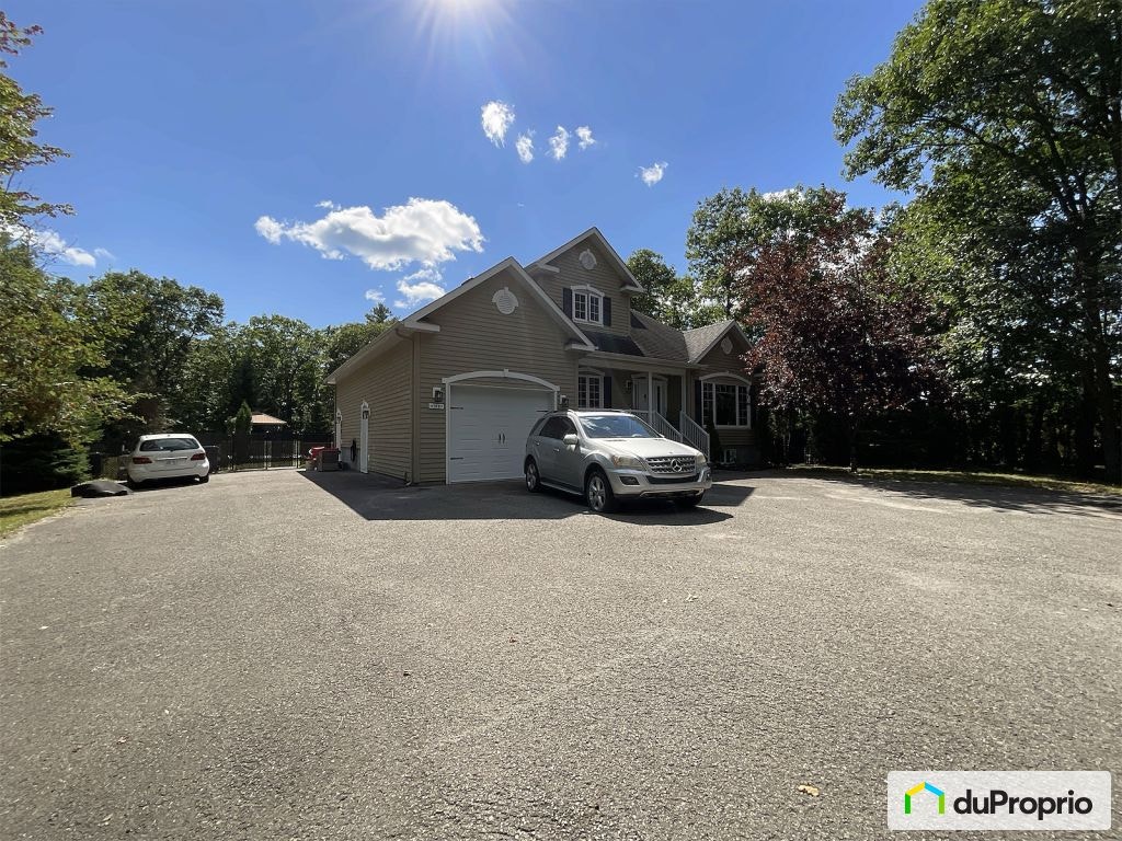 $795,500 - 2 Storey for sale in St-Jérôme (Bellefeuille) — photo 2