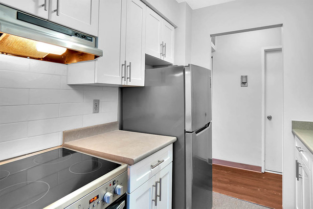 Tantus Tower - 2 Bdrm available at 810 St. Andrews Street, New W in Long Term Rentals in Burnaby/New Westminster - Image 2