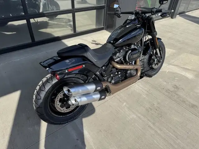 2018 Harley-Davidson FXFBS - Softail Fat Bob 114 in Street, Cruisers & Choppers in Saskatoon - Image 9