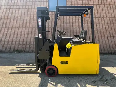 This marvel of a forklift is available now. It is a SLT30 DREXEL 3000lb capacity FORKLIFT, one of th...