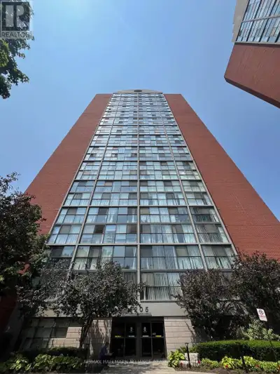 Incredible value, this is the best-priced starter condo in Mississauga! Welcome to Chelsea Towers, o...