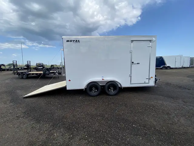 2026 Royal Cargo LCHT35-716V-86 Enclosed Cargo Trailer in Cargo & Utility Trailers in Edmonton - Image 11