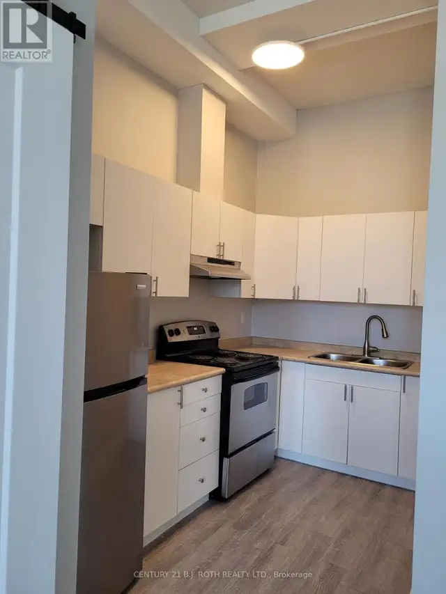 201 - 19 DUNLOP STREET W Barrie (City Centre), Ontario63005670281089122