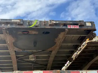 AMVIC licensed business 2015 Manac 53' Tridem Flat Deck/Highboy Kijiji