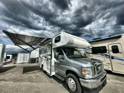 Call for details. 2025 Adventurer LP Class C Adventurer 19RD