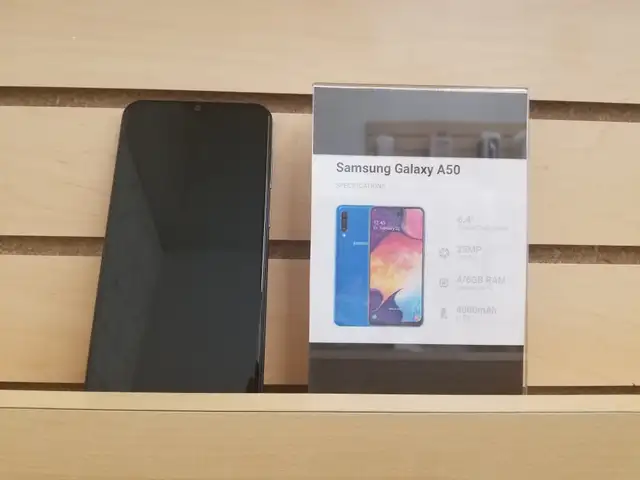 Samsung A10 A12 A14 A20 A21 A32 A50 A51 A52 A53 A54 A70 A71 1YrW in Cell Phones in Calgary - Image 5