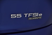 Hybride branchable/ Black Optics /Traction intégrale Audi quattro / Sièges sports et volant en cuir... (image 8)