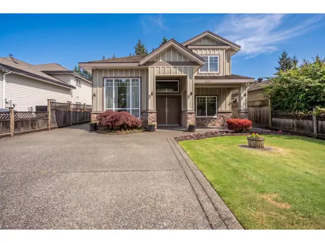 11632 82 AVENUE Delta, British Columbia in Houses for Sale in Richmond - Image 2