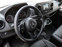 . Engine: 4 Cylinder Engine (image 7)