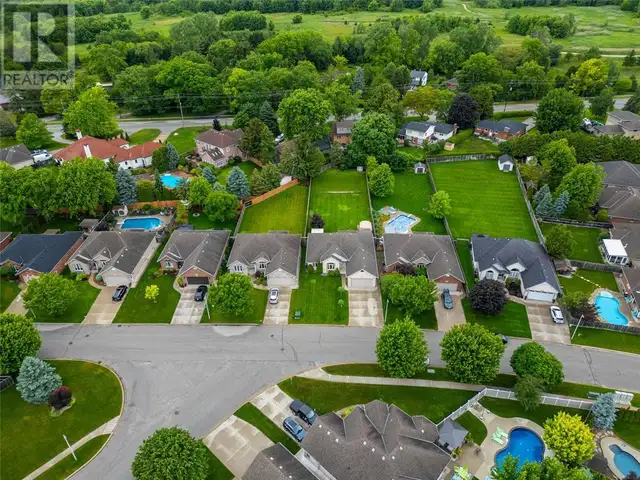 189 Stathis BOULEVARD Sarnia, Ontario in Houses for Sale in Sarnia - Image 40