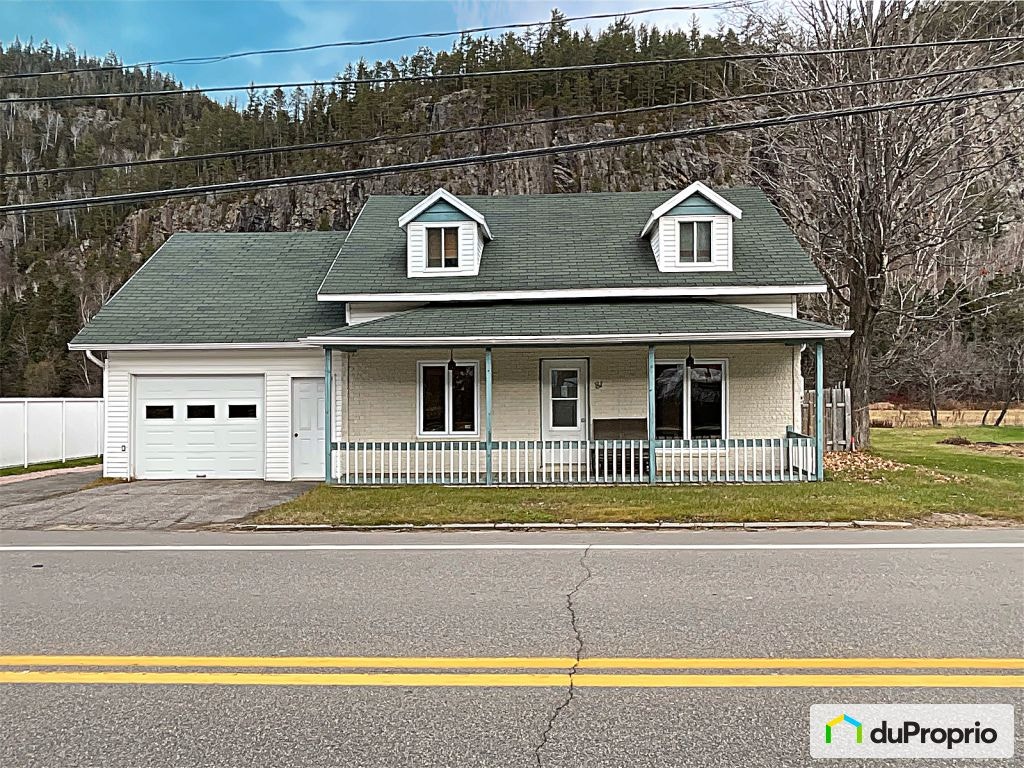 $220,000 - 2 Storey for sale in Petit-Saguenay — photo 1