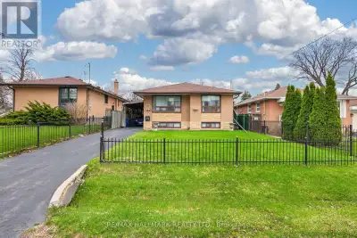 Welcome to 27 Nipissing Dr! This solid 4 bedroom detached bungalow sits on a generous 44' x 110' lot...