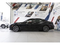 2024 BMW i7 xDrive60 Electric Motor AWD Single-Speed Automatic EXTERIOR - BLACK SAPPHIRE METALLIC IN... (image 5)