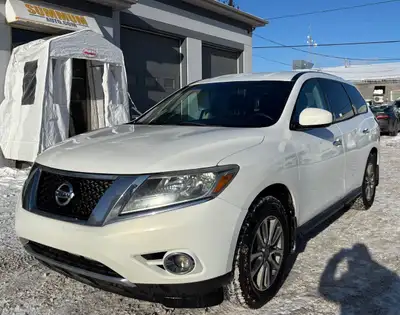 2013 Nissan Pathfinder Nissan Pathfinder S AWD 2013 Blanc | 125 276 km | Pneus d’hiver neufs À vendr...