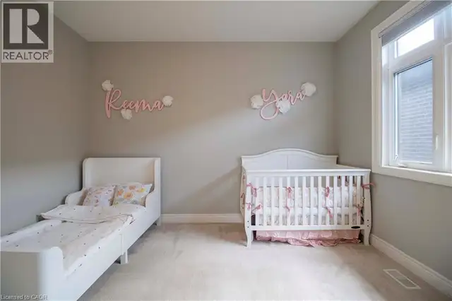 19 SECINARO Avenue Ancaster, Ontario in Long Term Rentals in Hamilton - Image 35