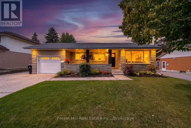 31 GAY CRESCENT Kitchener, Ontario in Houses for Sale in Kitchener / Waterloo - Image 3