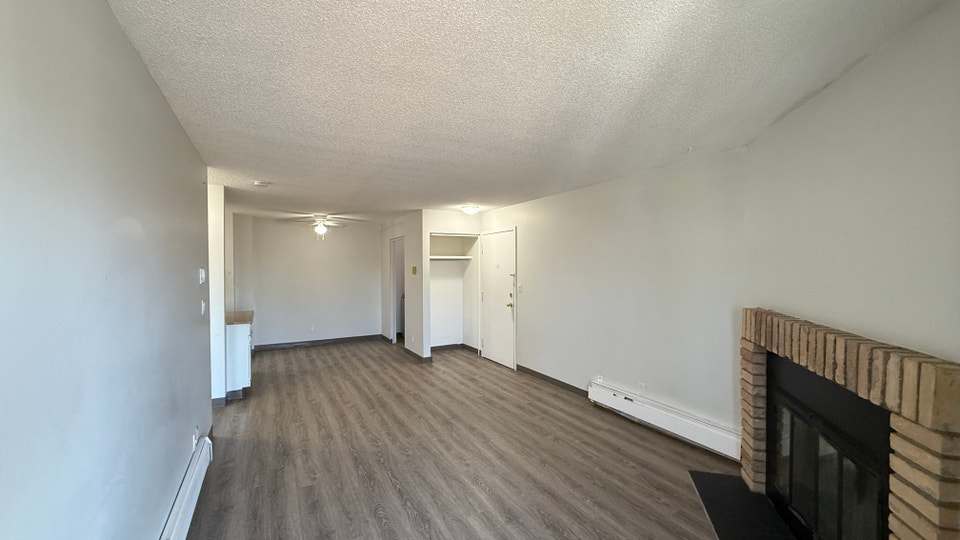 Classic & Spacious 1 Bed 1 Bath - HEAT INCLUDED starts at $1295 5