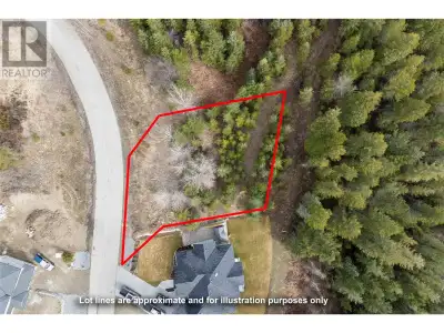 Come build your dream home in the Shuswap and live the good life on Valley Place in Blind Bay! This...