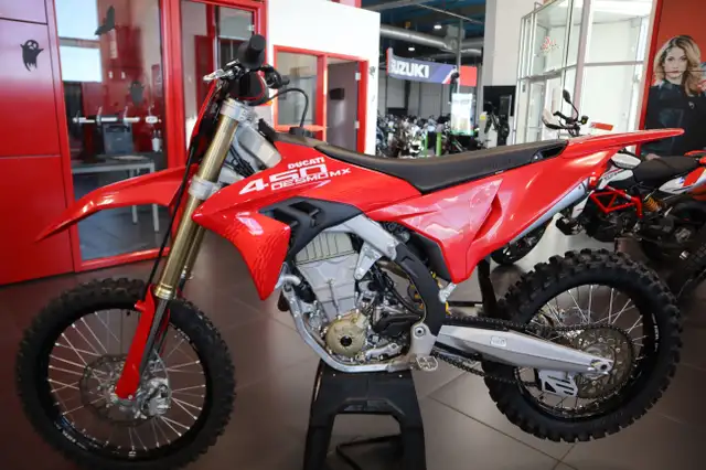 2026 Ducati Desmo450 MX in Dirt Bikes & Motocross in Edmonton - Image 6