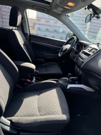 2012 Mitsubishi RVR GT AWD : : Moonroof | Heated Seats | 156,479 km 2.0L I4 Engine - Cruise Control... (image 9)