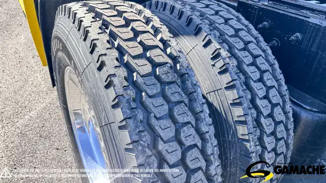 2023 PETERBILT 579 HIGHWAY / SLEEPER TRUCK / TRACTOR in Heavy Trucks in La Ronge - Image 9