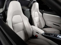 Bluetooth . Engine: Moteur à 4 cylindres 2.0l L/100Km City: 11.0 L/100Km Hwy: 8.7 (image 5)