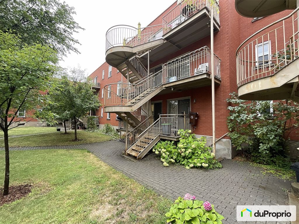 $390,000 - Condominium in Côte-des-Neiges / Notre-Dame-de-Grâce — photo 1