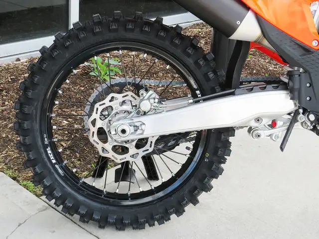 2025 KTM 450 SX-F in Dirt Bikes & Motocross in Cambridge - Image 11