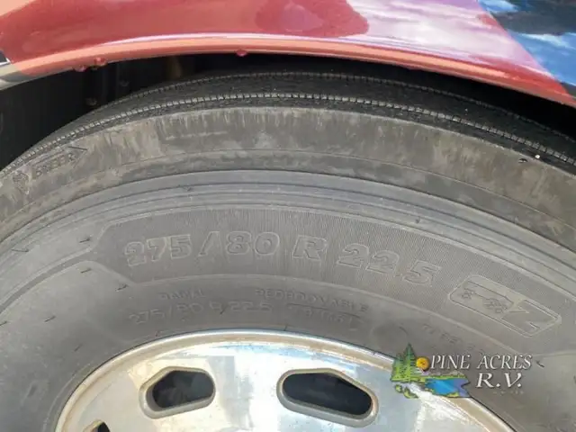 2018 Fleetwood RV Discovery 38K only 14,584 Miles in RVs & Motorhomes in Moncton - Image 52