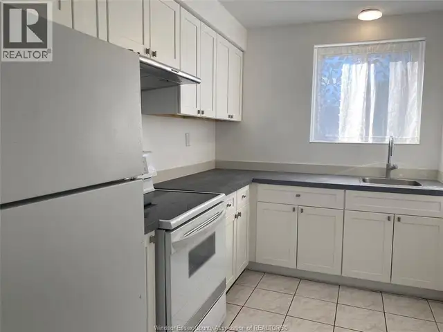 2476 RIVARD AVENUE Windsor, Ontario in Long Term Rentals in Windsor Region - Image 4