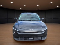 Price includes $1,000 finance credit. Price does not include fees or taxes. Introducing the 2025 Kia... (image 1)