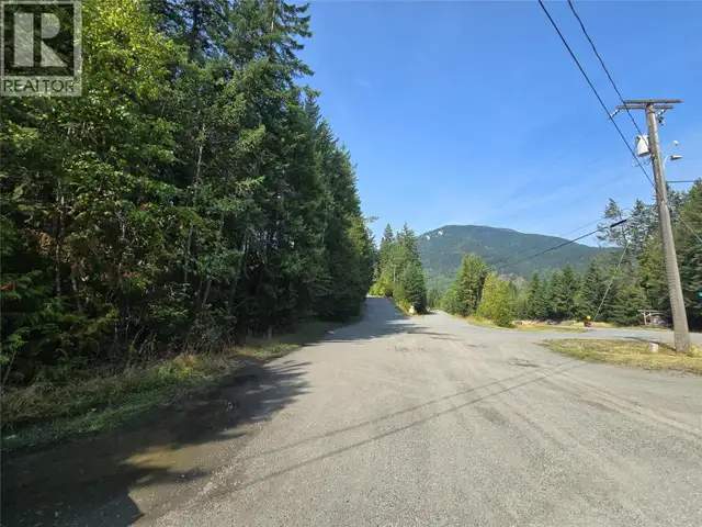 BALFOUR Avenue Lot# LOT 8 Kaslo, British Columbia in Land for Sale in Nelson - Image 3