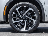 2024 Mitsubishi Outlander GT S-AWC 7 Passenger Alloy Silver Metallic 2.5L 4-Cylinder DOHC 4WD CVT 4D... (image 3)