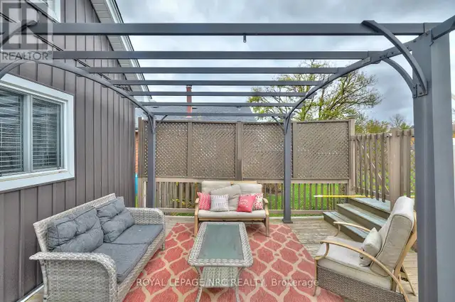 7992 PETER STREET Niagara Falls (Chippawa), Ontario in Houses for Sale in St. Catharines - Image 27
