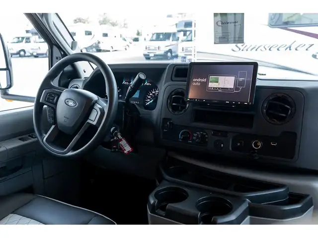 2022 Forest River Sunseeker 2440 2025 2 extension 2022 Classe C in RVs & Motorhomes in Laval / North Shore - Image 26