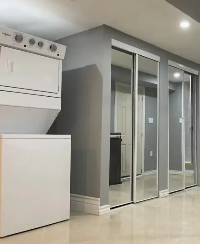 Walkout Two Bedroom Main Floor, Scarborough in Room Rentals & Roommates in City of Toronto - Image 3
