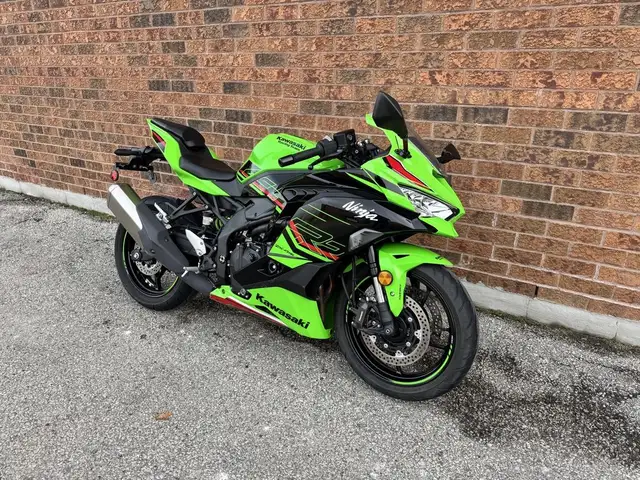2024 Kawasaki Ninja ZX-4RR KRT **KRT COLORS** in Sport Bikes in Markham / York Region - Image 5