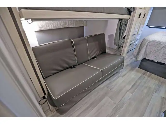 2024 Forest River Sunseeker 3250 2 extension 2024 + lit superpos in RVs & Motorhomes in Laval / North Shore - Image 20