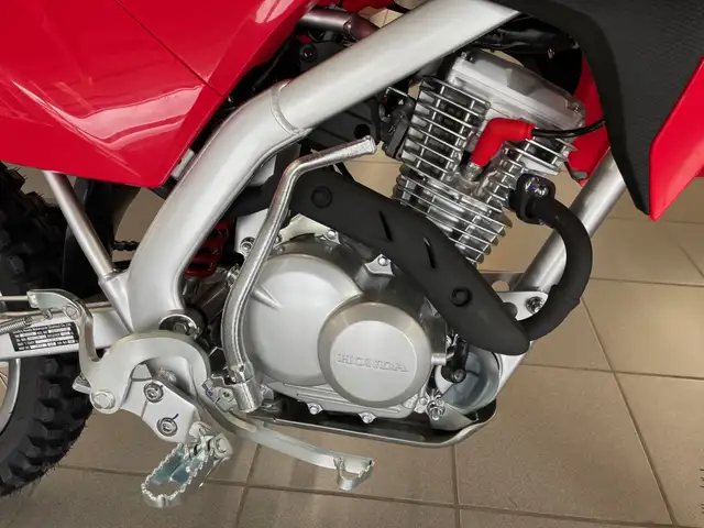 2026 Honda CRF125F in Dirt Bikes & Motocross in Kitchener / Waterloo - Image 4