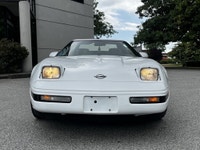 1992 Chevrolet Corvette Convertible 38,726 MILES / 62,323 KM $28,820 + $595 Processing fee = $29,415... (image 2)