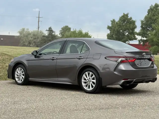 2023 Toyota Camry SE Auto in Cars & Trucks in Mississauga / Peel Region - Image 6