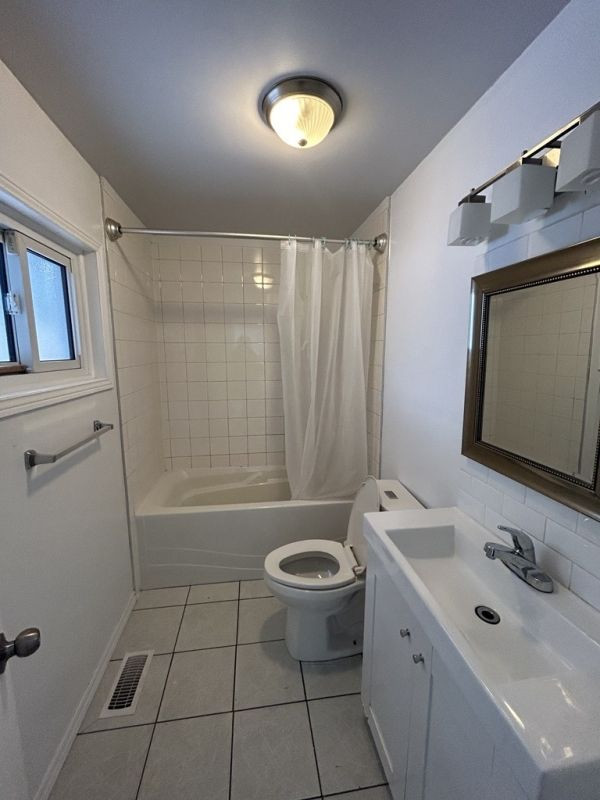 Spacious 2 Bedroom, 1 Bathroom Apartment - Available Now! in Long Term Rentals in Sudbury - Image 4