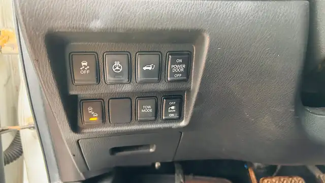 2016 Nissan Pathfinder S in Cars & Trucks in Oakville / Halton Region - Image 17