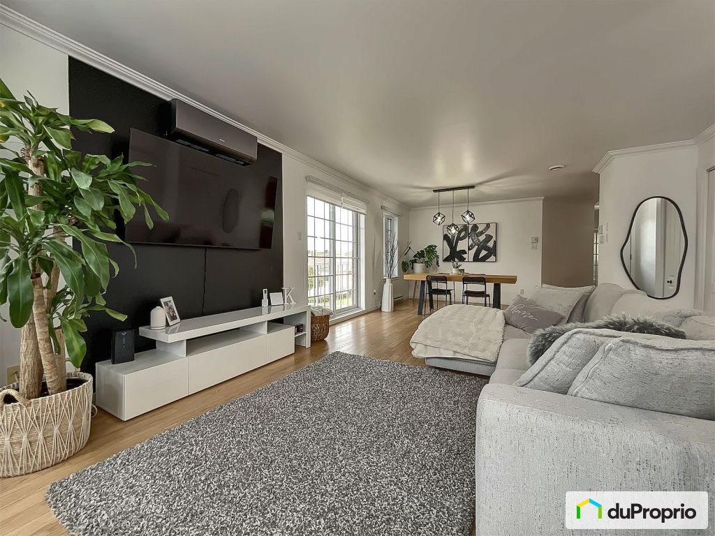 $285,000 - Condominium for sale in Levis — photo 1
