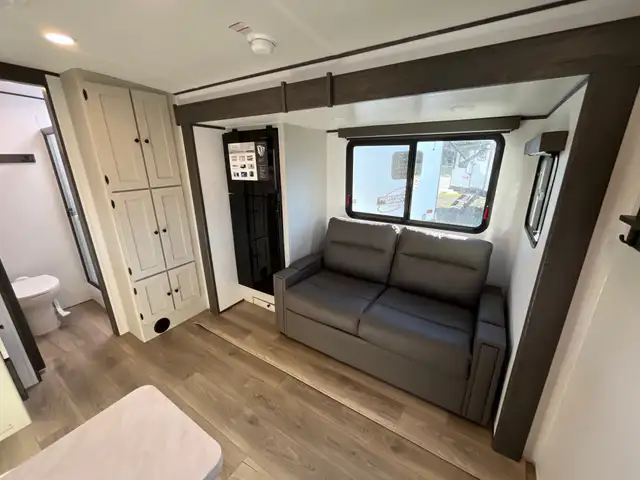 2026 Coachmen Northern Spirit in Travel Trailers & Campers in Terrace - Image 11