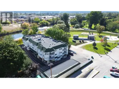 Welcome to River Park Estates, an adult-oriented building offering a peaceful, riverside lifestyle i...