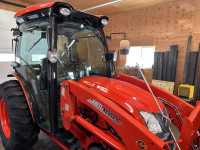 2021 Kioti DK4210SE tractor with front loader