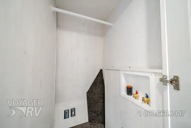 2023 Heartland Bighorn 3215RL in Travel Trailers & Campers in Kelowna - Image 27