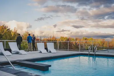 La rue du Chardonnay (Plateau McCrea) • Beau 3 ½ au 304 du 3 étage • Stationnement intérieur avec ac...